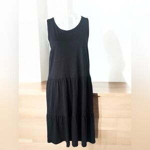 Gap women’s black tank top tiered dress with hidden pockets size large